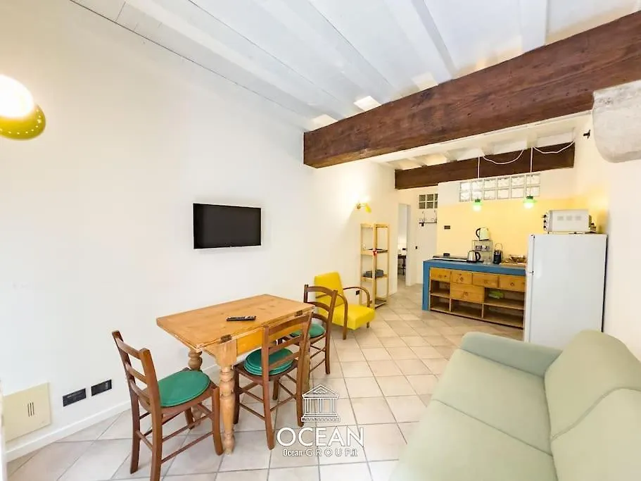 Apartment Veronetta House Oceangroup Italy